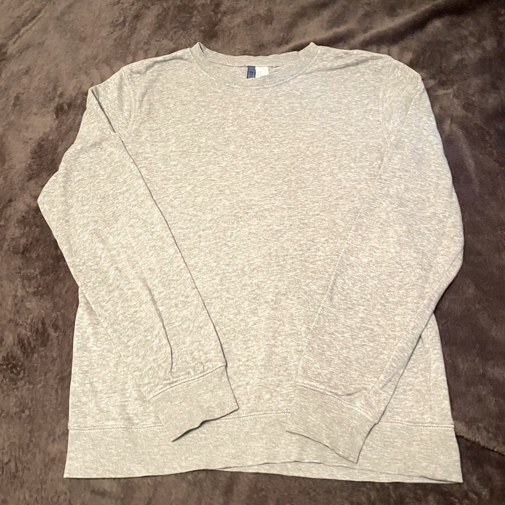 H&M Grey Long Sleeve Pullover Crewneck Sweatshirt Size Medium